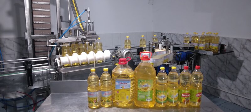 Producator si distribuitor